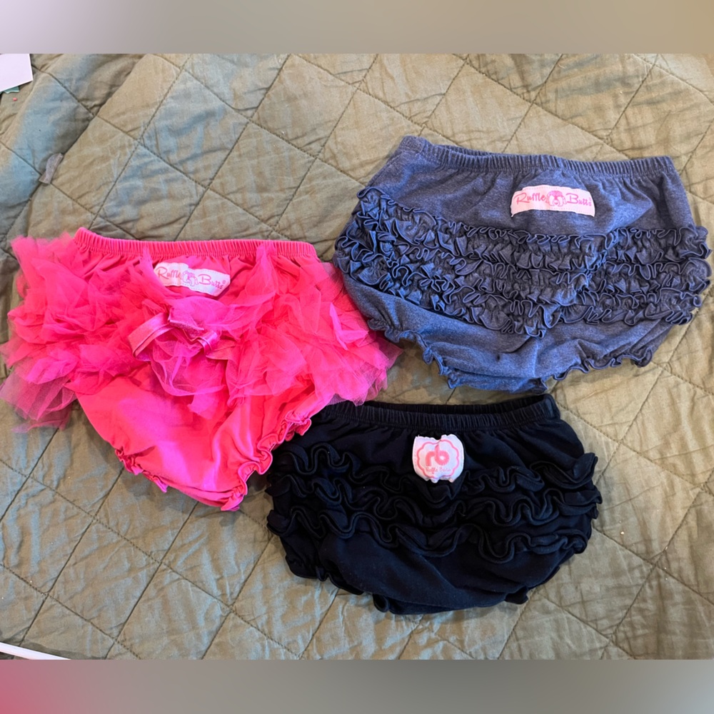 Rufflebutts Diaper covers pack of 3 2t/3t
